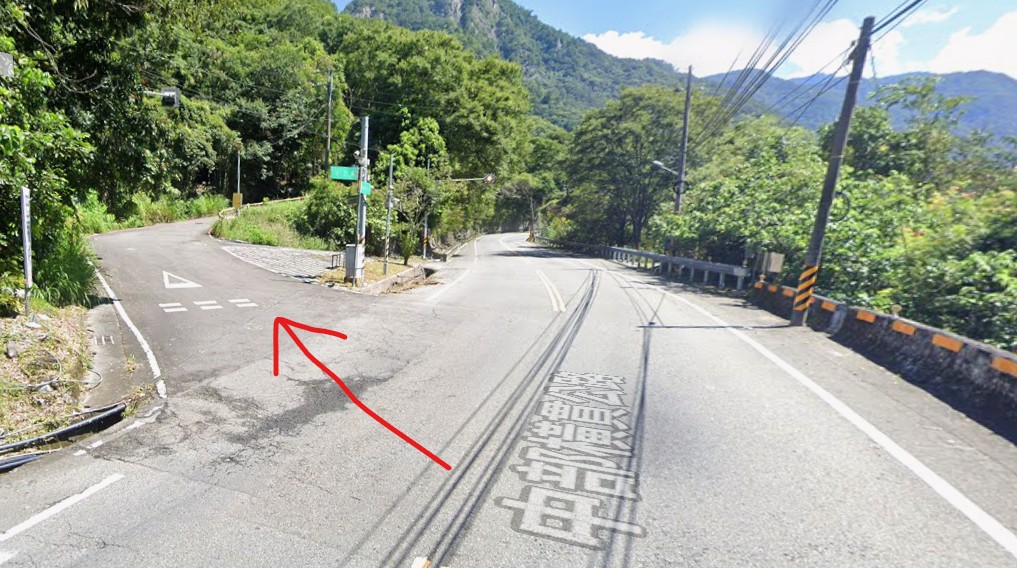 中麗陽公車站接十文巷岔路