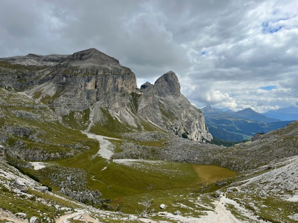 爬升的多寡，還要看距離的比例