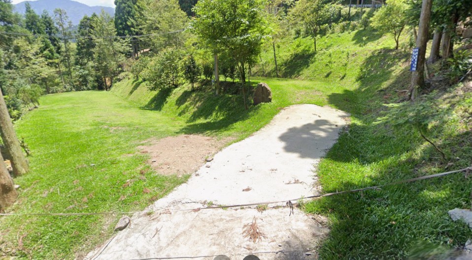 加里山鹿場登山口,中層層停車場