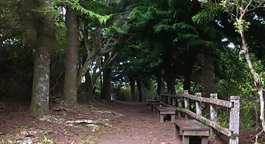 馬那邦山徐慶榮紀念碑處